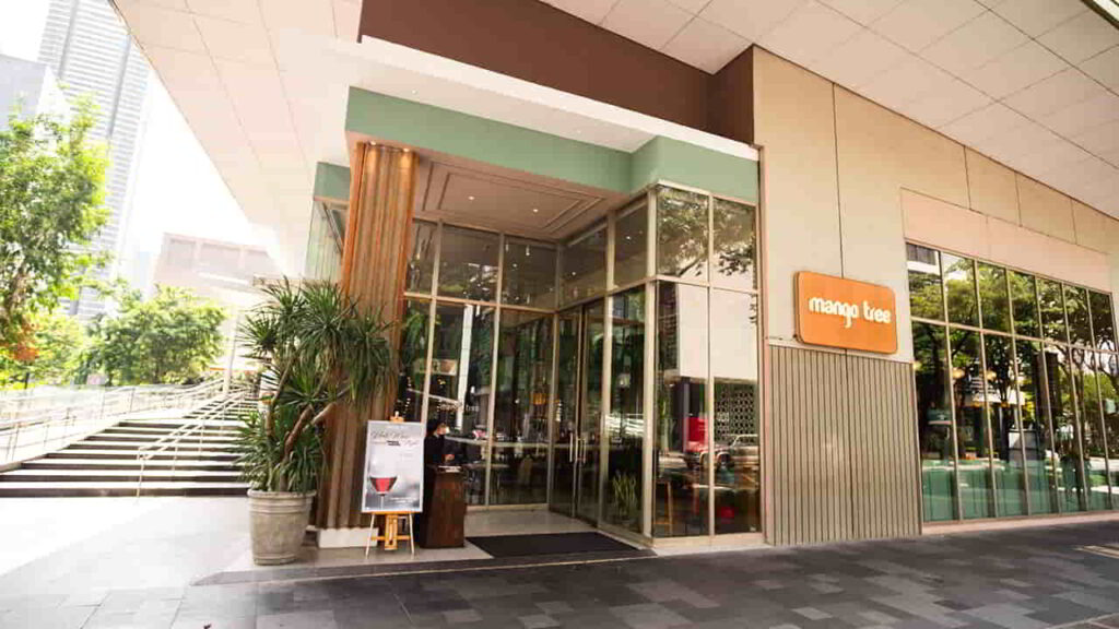 mango tree bonifacio high street central