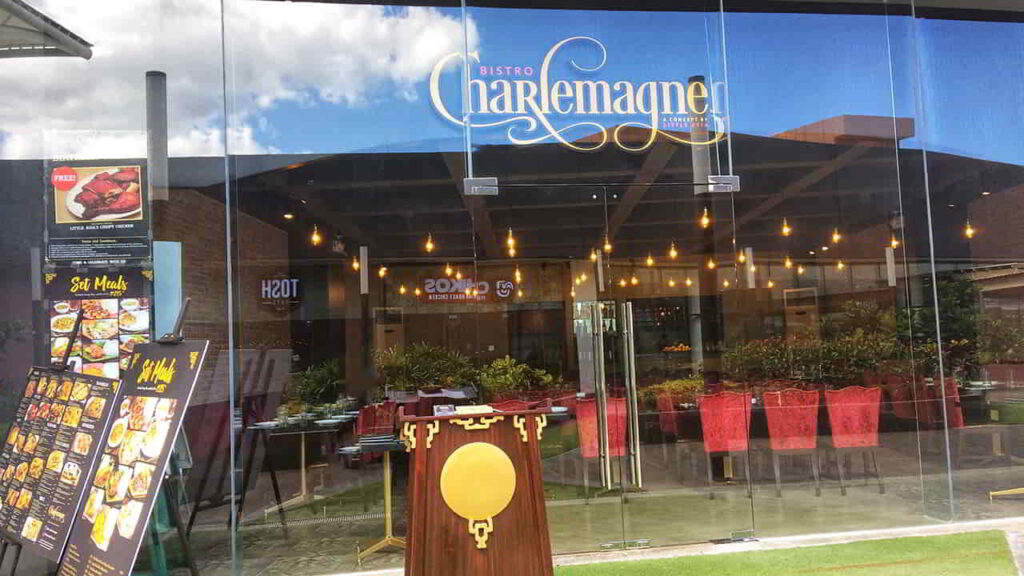 picture of bistro charlemagne, restaurant in ayala feliz