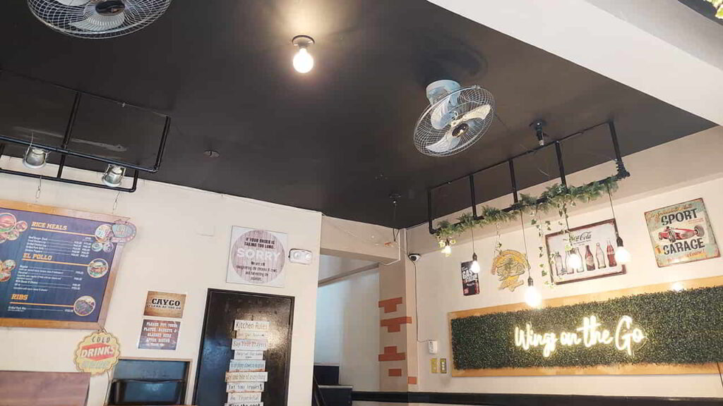 picture of wings on the go, restaurant in angono