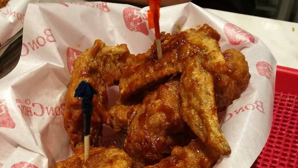 picture of bonchon chicken, restaurant in chinatown manila