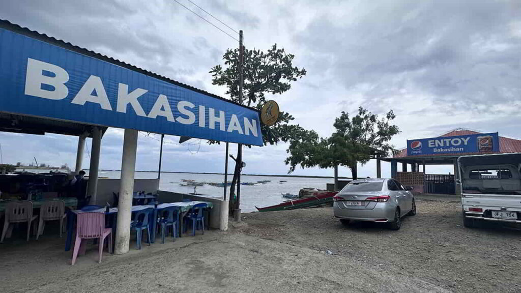 picture of entoy's bakasihan, restaurant in cordova cebu