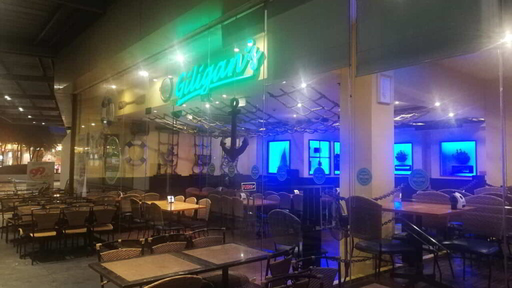 picture of giligan's, restaurant in fairview terraces