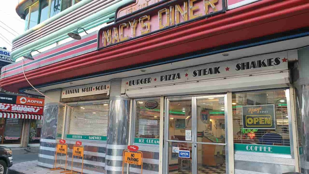 picture of macy's diner, restaurant in ilocos norte