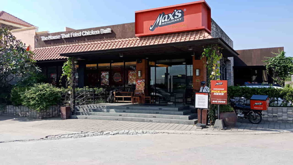 picture of max's restaurant, restaurant in kawit cavite