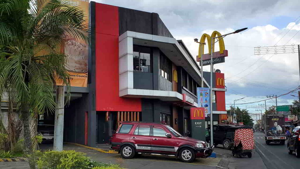 picture of mcdonald's cavite city j. felipe, restaurant in cavite