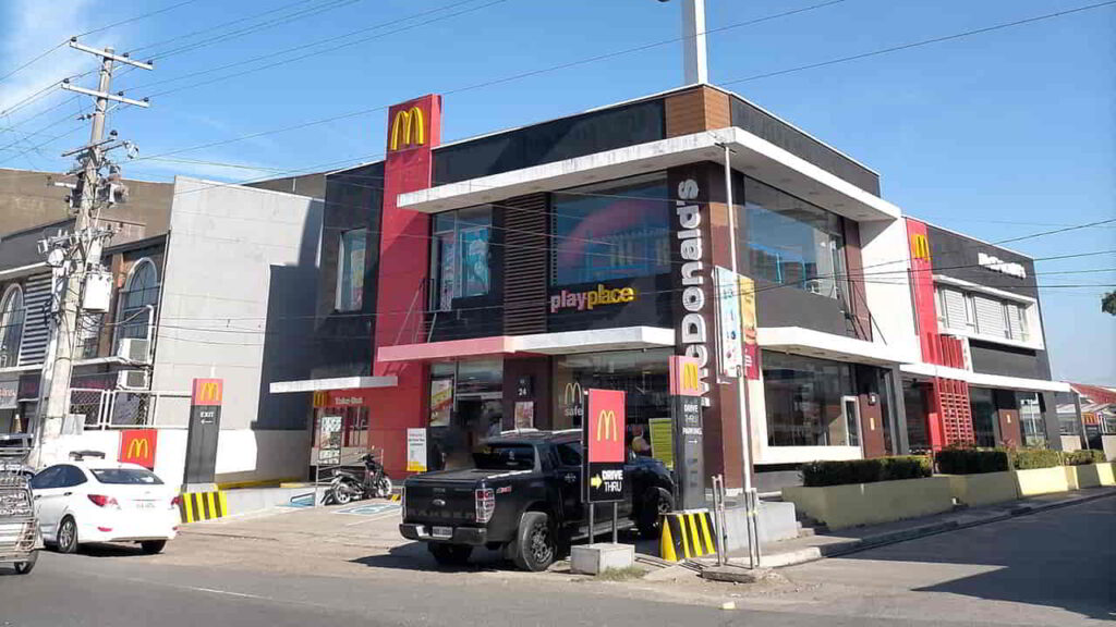 picture of mcdonald's iba zambales, restaurant in iba zambales