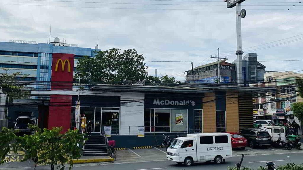 picture of mcdonald's west fairview, restaurant in fairview