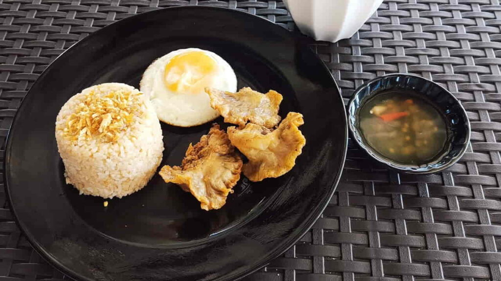 picture of bugee sisig silog, restaurant in nagcarlan laguna