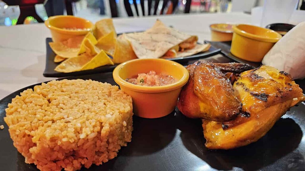 picture of el pollo loco glorietta, restaurant in glorietta 4