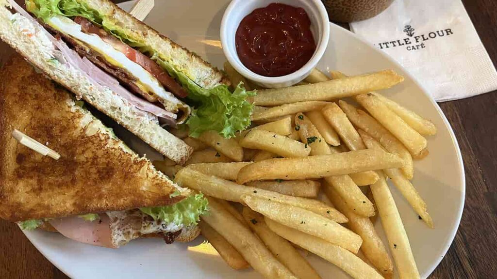 picture of little flour café, restaurant in naia terminal 1