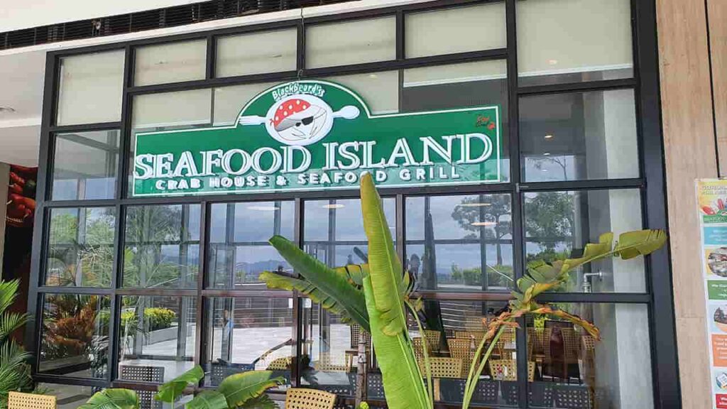 picture of blackbeard's seafood island, restaurant in seaside cebu