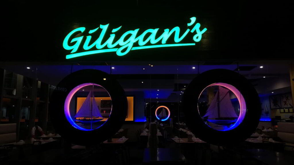 picture of giligan's, restaurant in outlet lipa