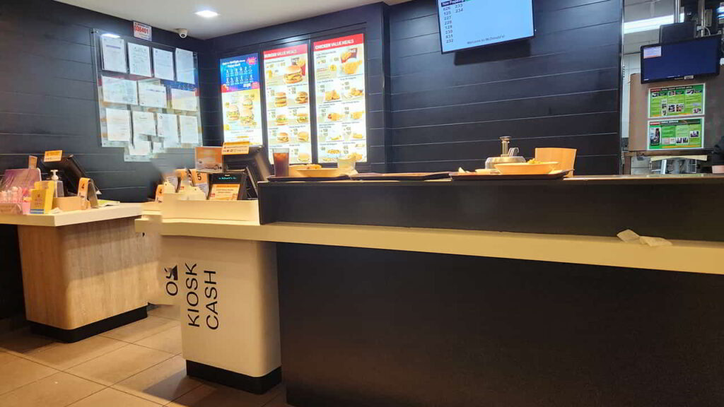 picture of mcdonald's cubao, restaurant in sm cubao