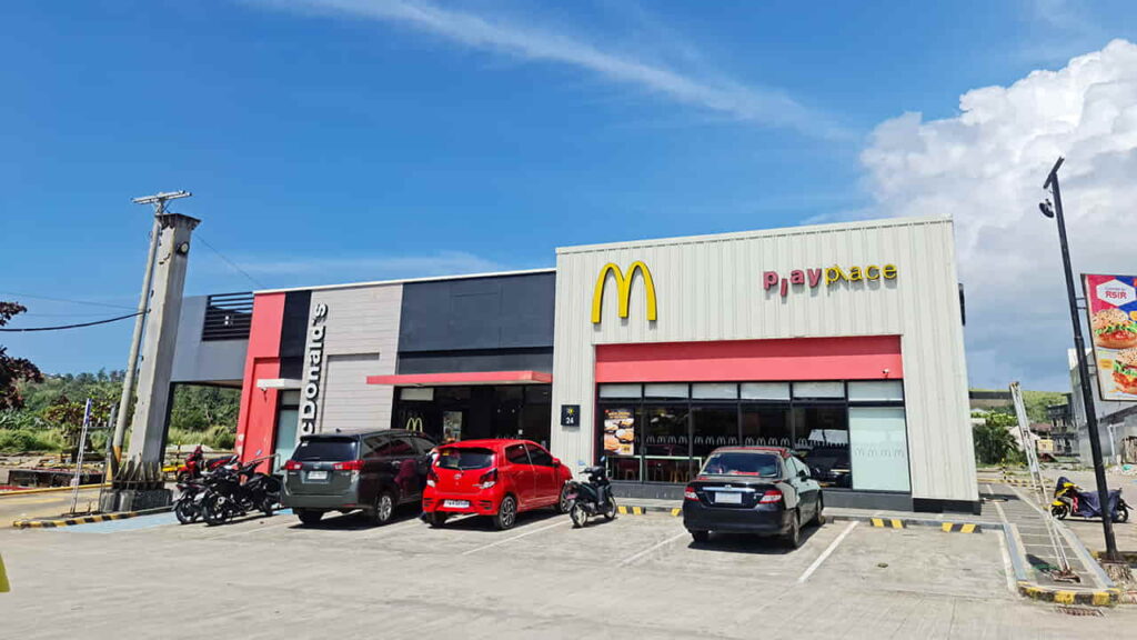 picture of mcdonald's gaisano capital surigao, restaurant in surigao city