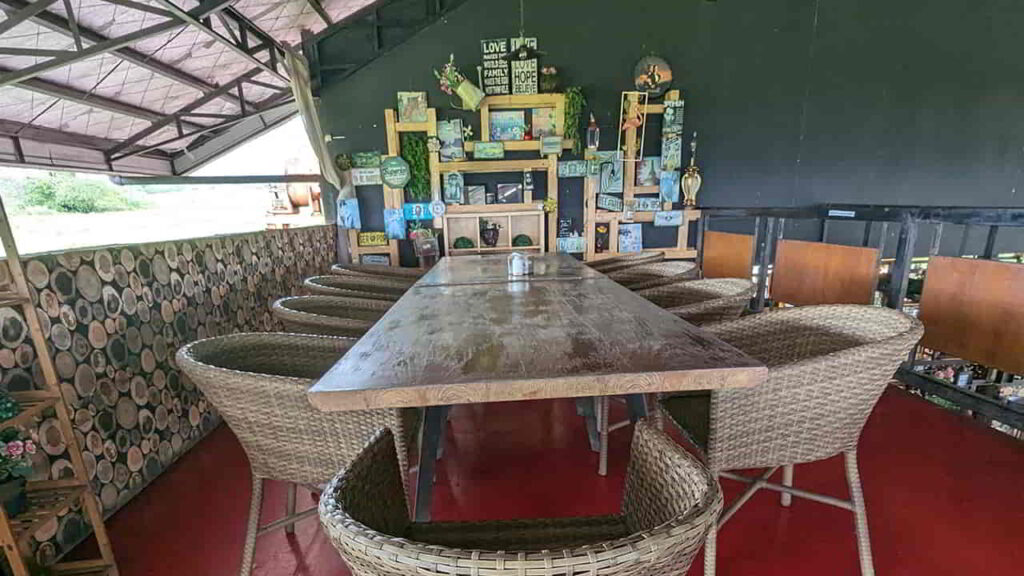 picture of mmays, restaurant in ormoc