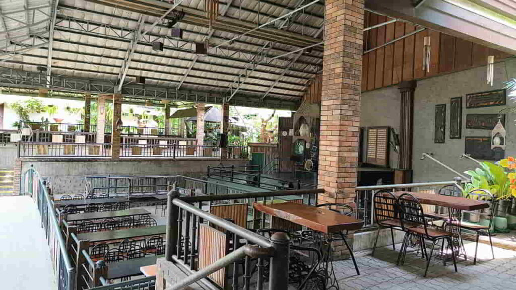 picture of palmeras garden restaurant, restaurant in san pablo laguna