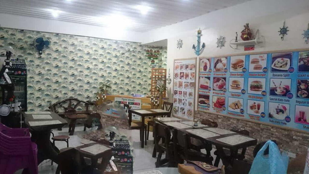 picture of voyagers(food & halo halo) restaurant, restaurant in surigao city