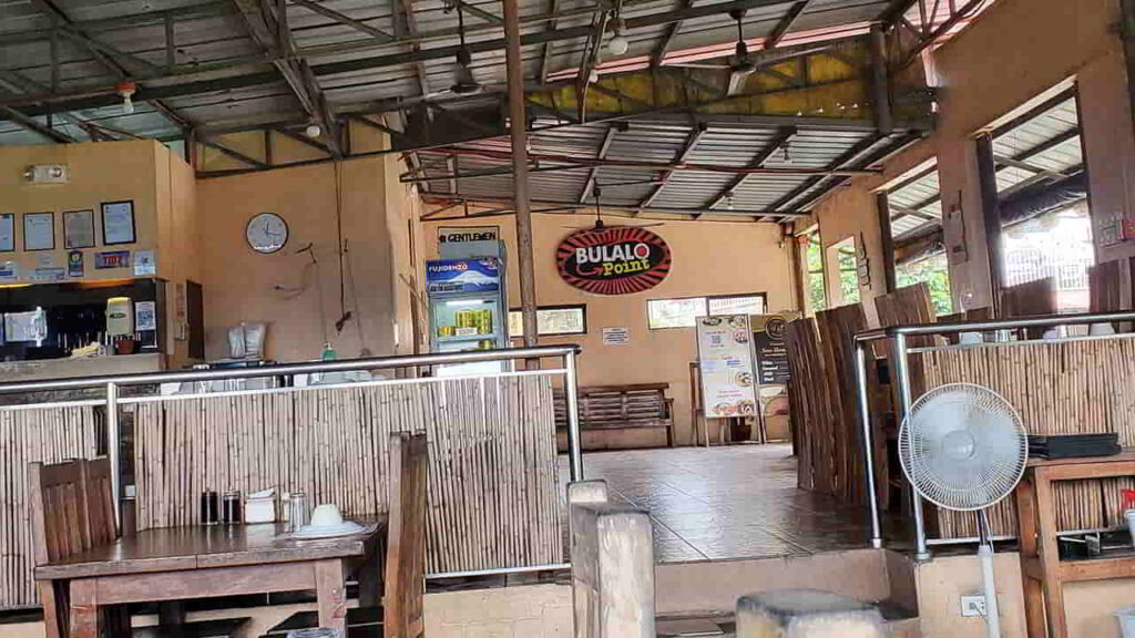 picture of bulalo point turo-turo grill, restaurant in tagalog