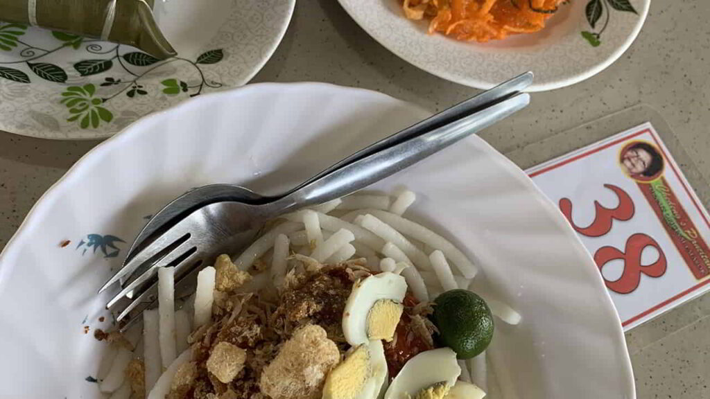 picture of chedeng's pancitan - orani public market (opm), seafood restaurant in bataan