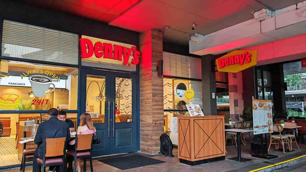 picture of denny's uptown, restaurant in uptown parade