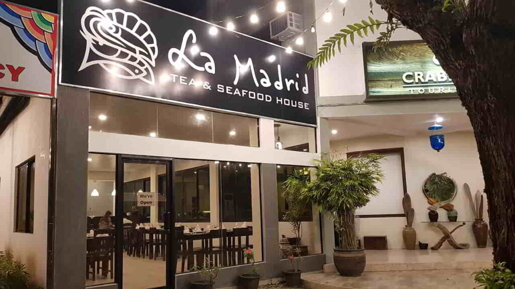 picture of la madrid tea & seafood house, seafood restaurant in bohol