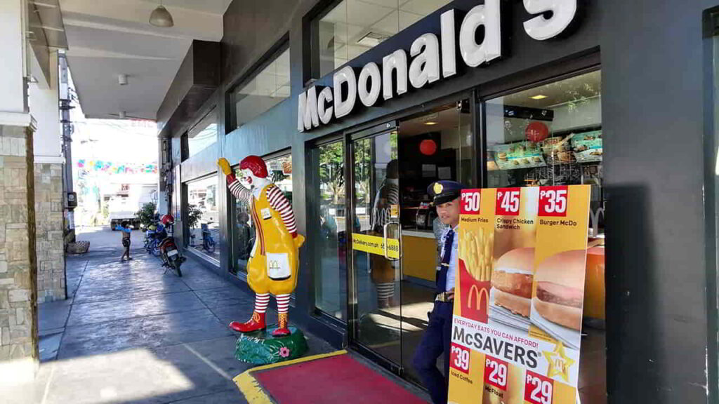 picture of mcdonald's tagum, restaurant in tagum