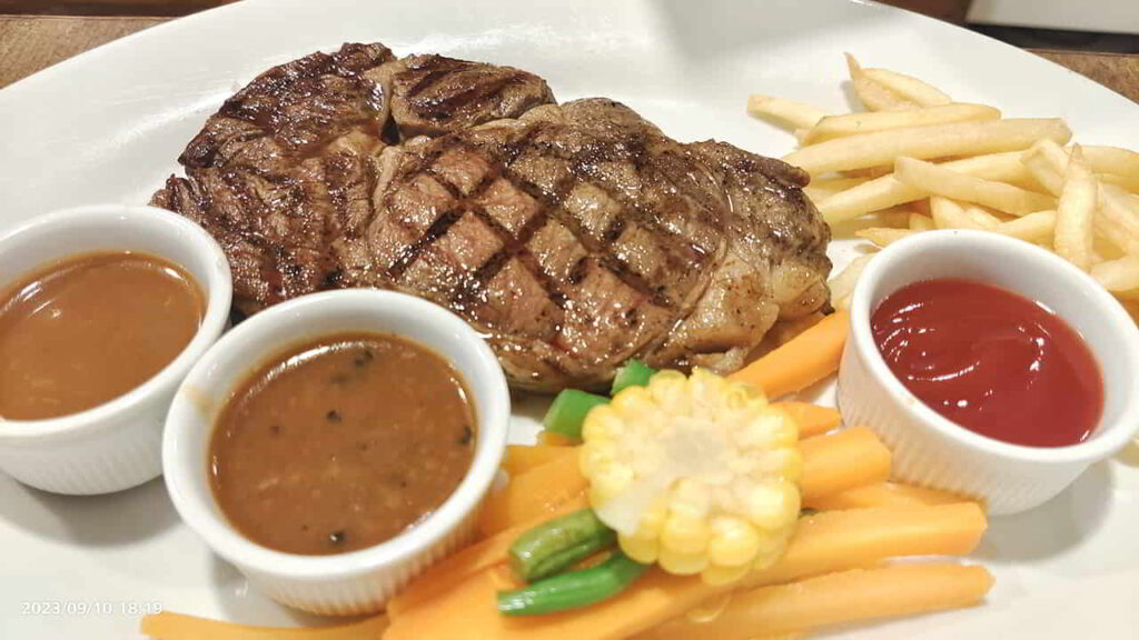 picture of slabs diner and steakhouse, restaurant in subic bay freeport