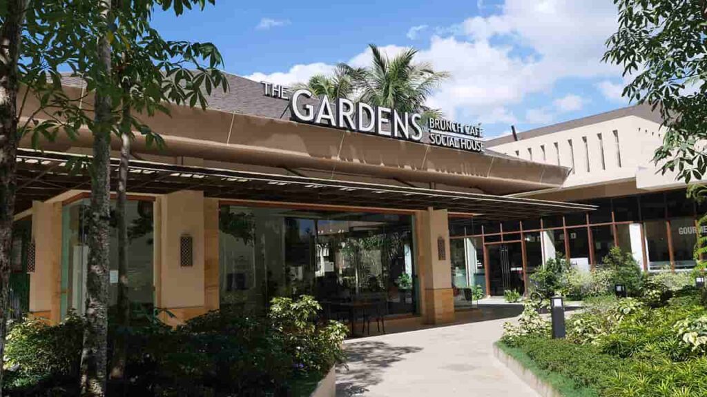 picture of the gardens brunch cafe, restaurant in the grove