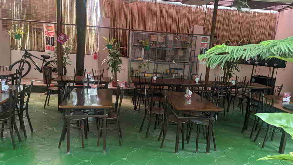 picture of van's place seafood restobar, seafood restaurant in cabanatuan city