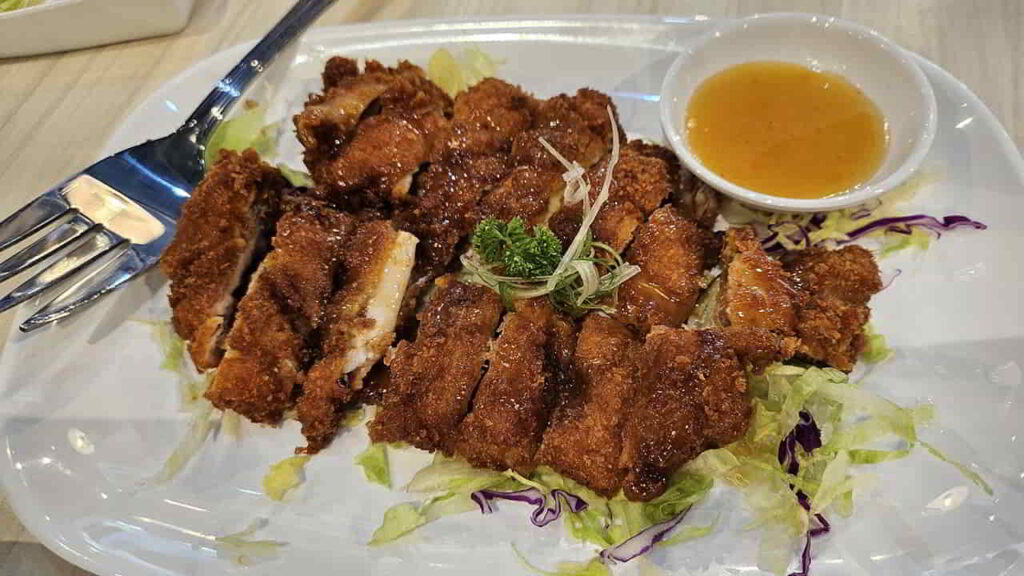 picture of tiong bahru hainanese boneless chicken rice, restaurant in sm the block